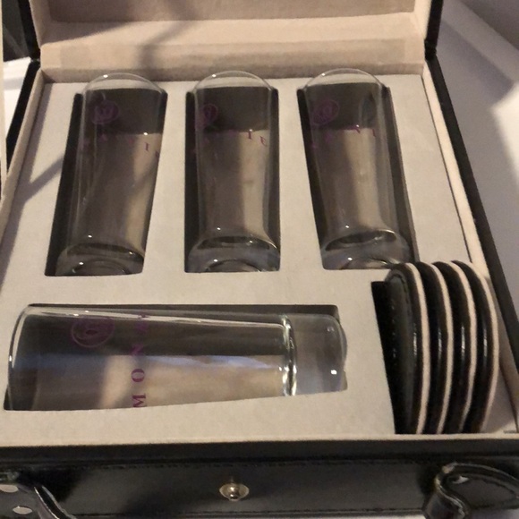 Shot glass set with case and coasters-NEW - Picture 9 of 10